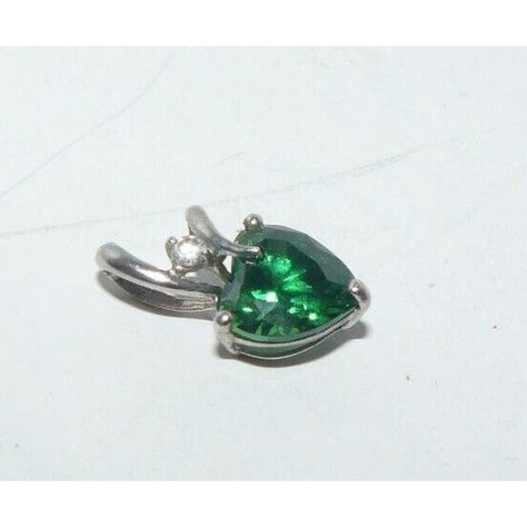7mm  Emerald Green Heart Pendant w CZ Accent Prong-Set 925 Sterling Silver - Picture 5 of 7